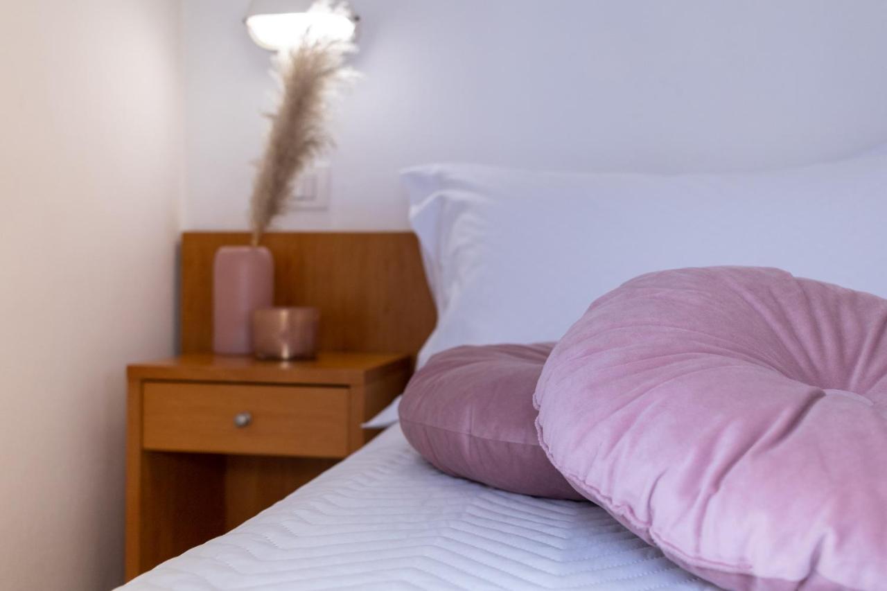 Hotel Alfonsina Riccione Bagian luar foto