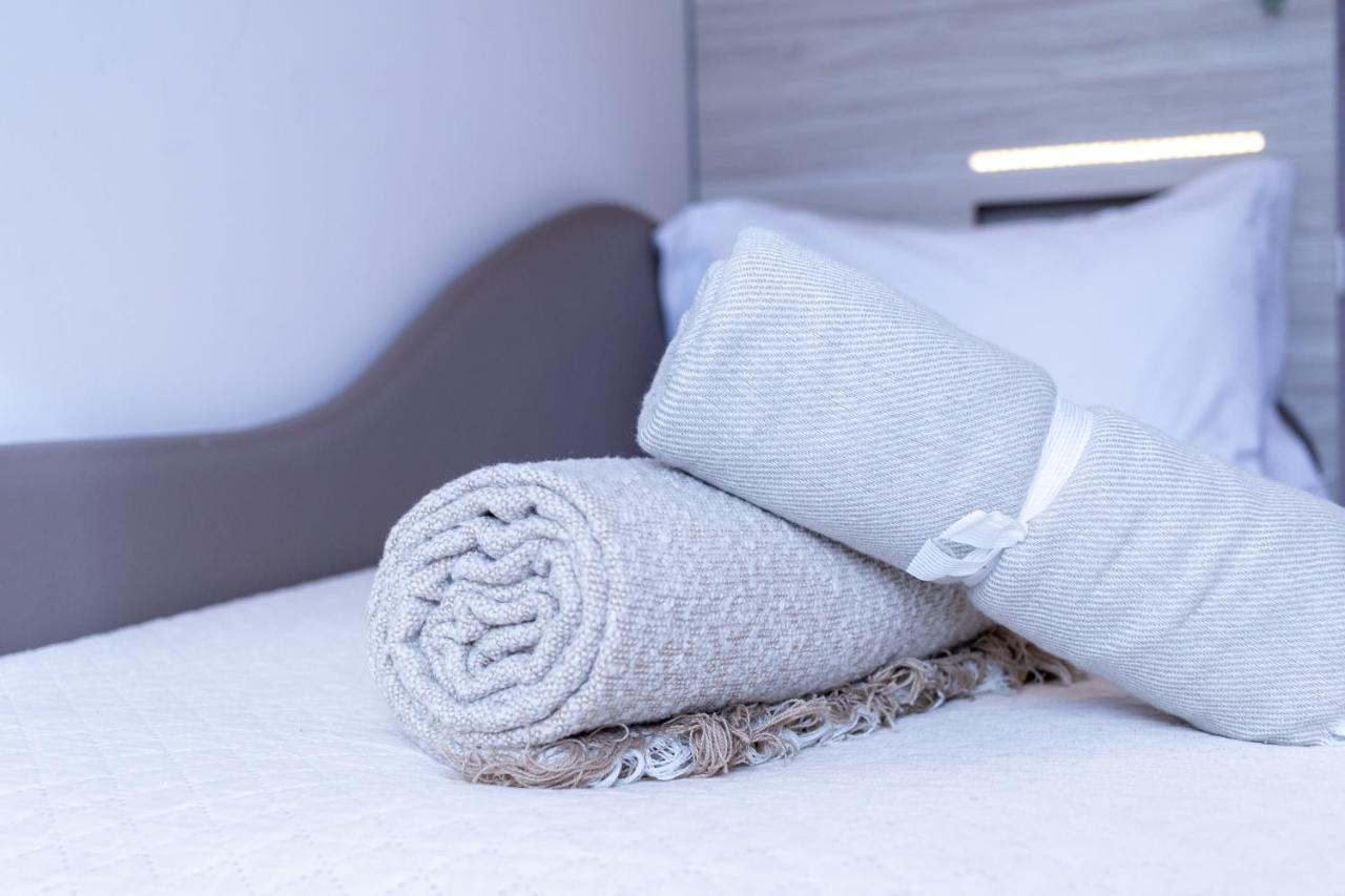 Hotel Alfonsina Riccione Bagian luar foto